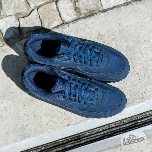 🦄SOLD🦄Nike Air Max 90 Essential, Midnight Navy - Picture 5 of 12